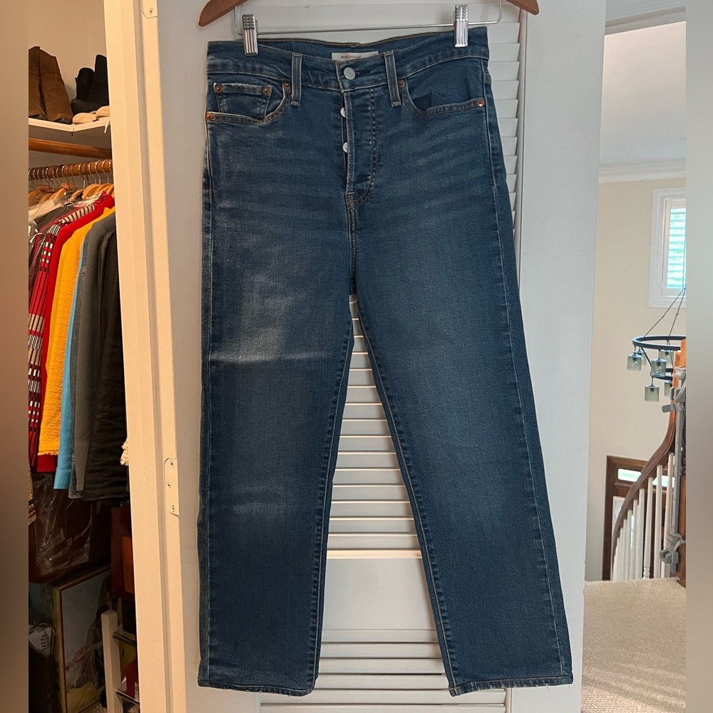 Levi Wedgie straight